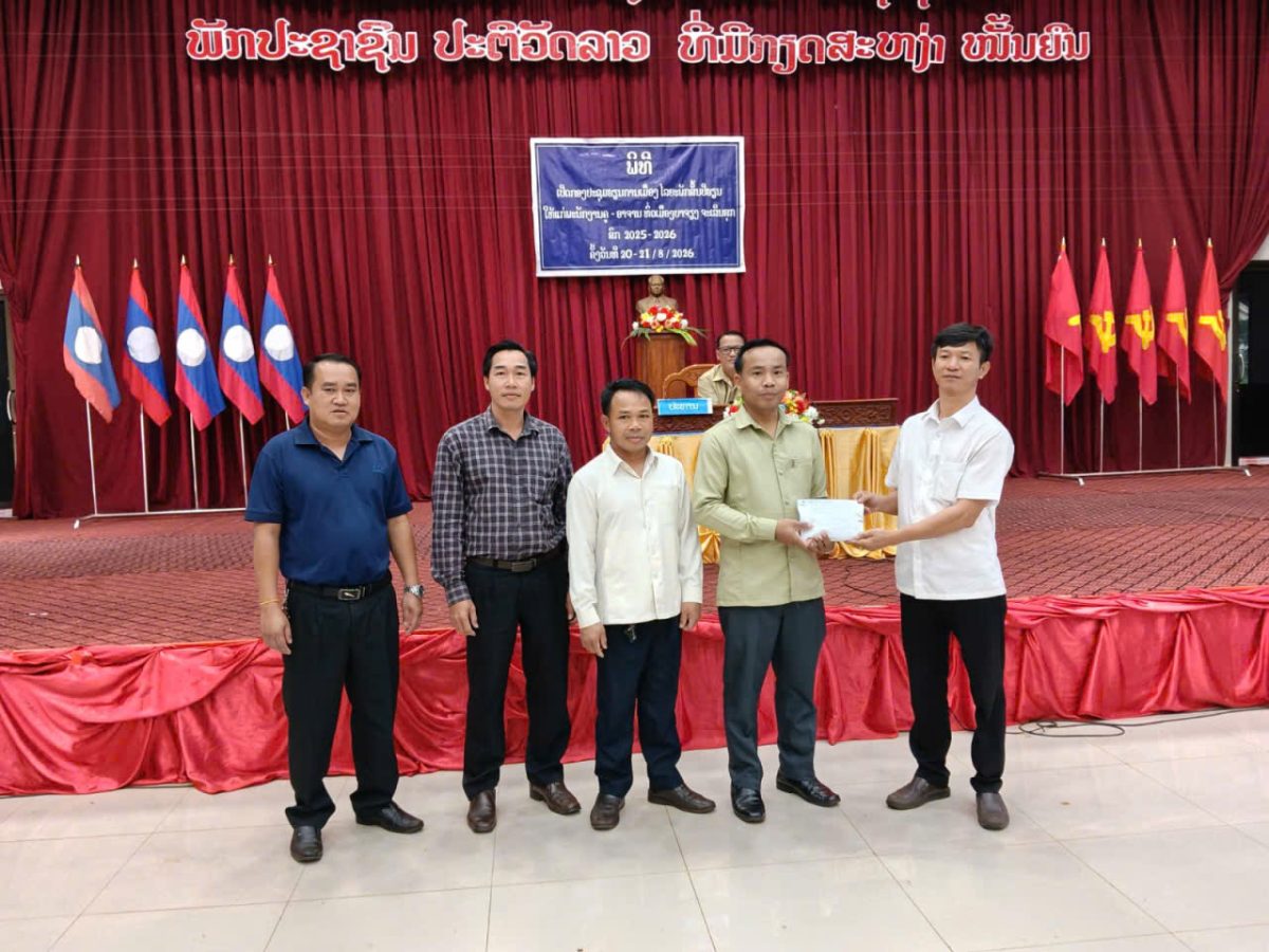 Cao su Việt Lào tích cực thực hiện các hoạt động an sinh xã hội tại tỉnh Champasak